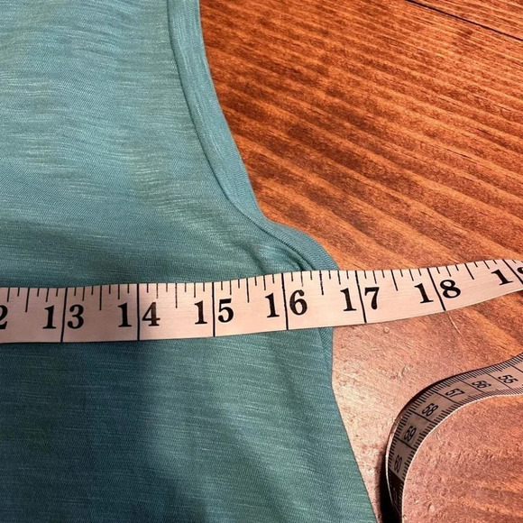 NWT Eri + Ali Lucie Eyelet Tank Anthropologie Size S V Neck Sleeveless Blue - Picture 11 of 14